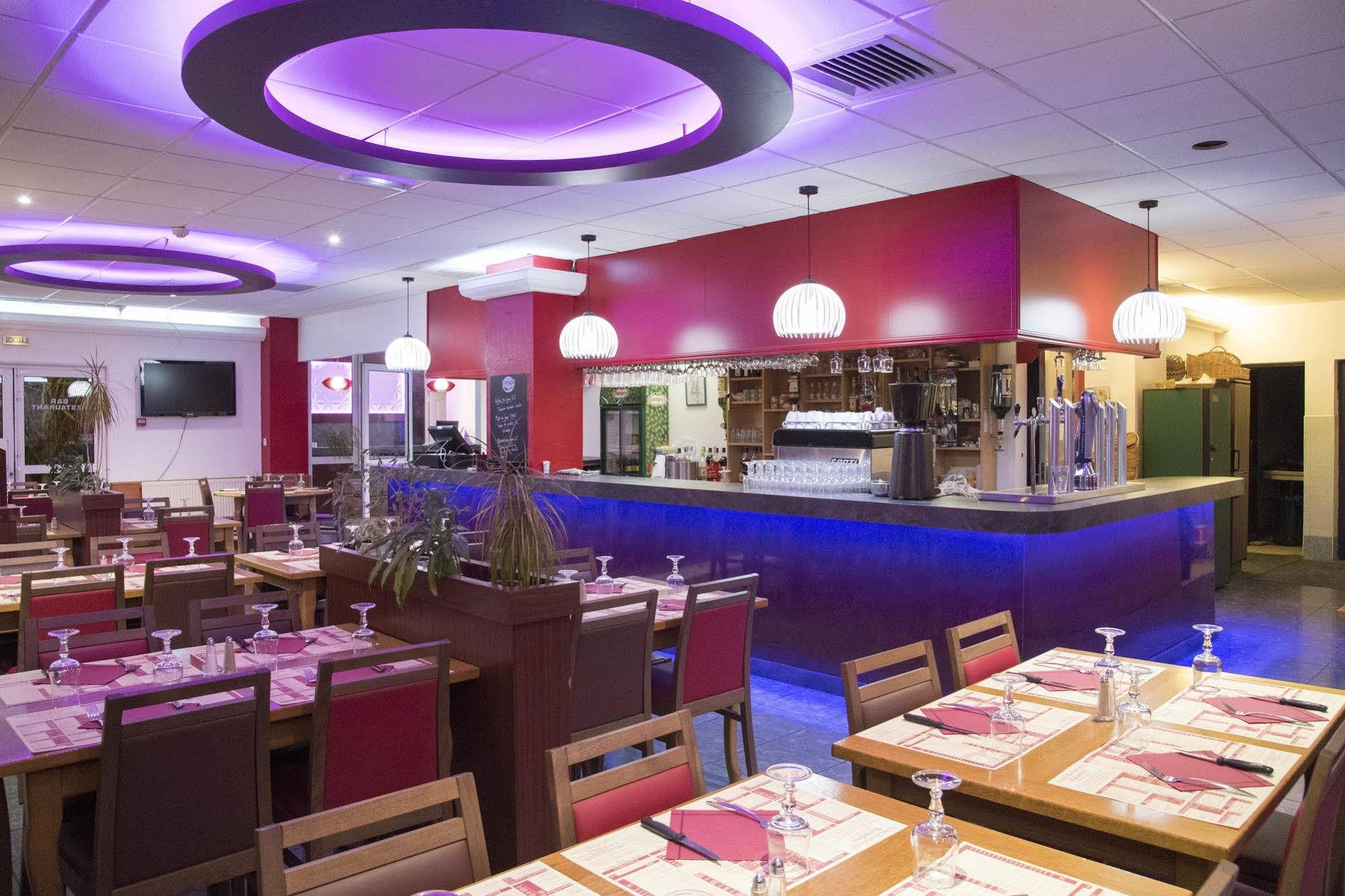 Hotel Restaurant Kyriad Direct Dijon Nord - Zenith - Toison D'Or Eksteriør bilde