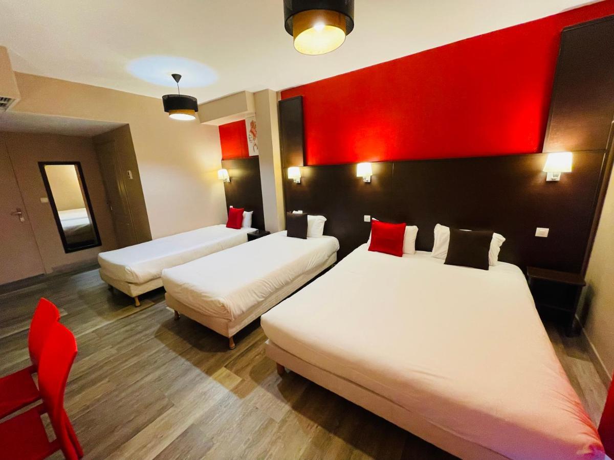 Hotel Restaurant Kyriad Direct Dijon Nord - Zenith - Toison D'Or Eksteriør bilde