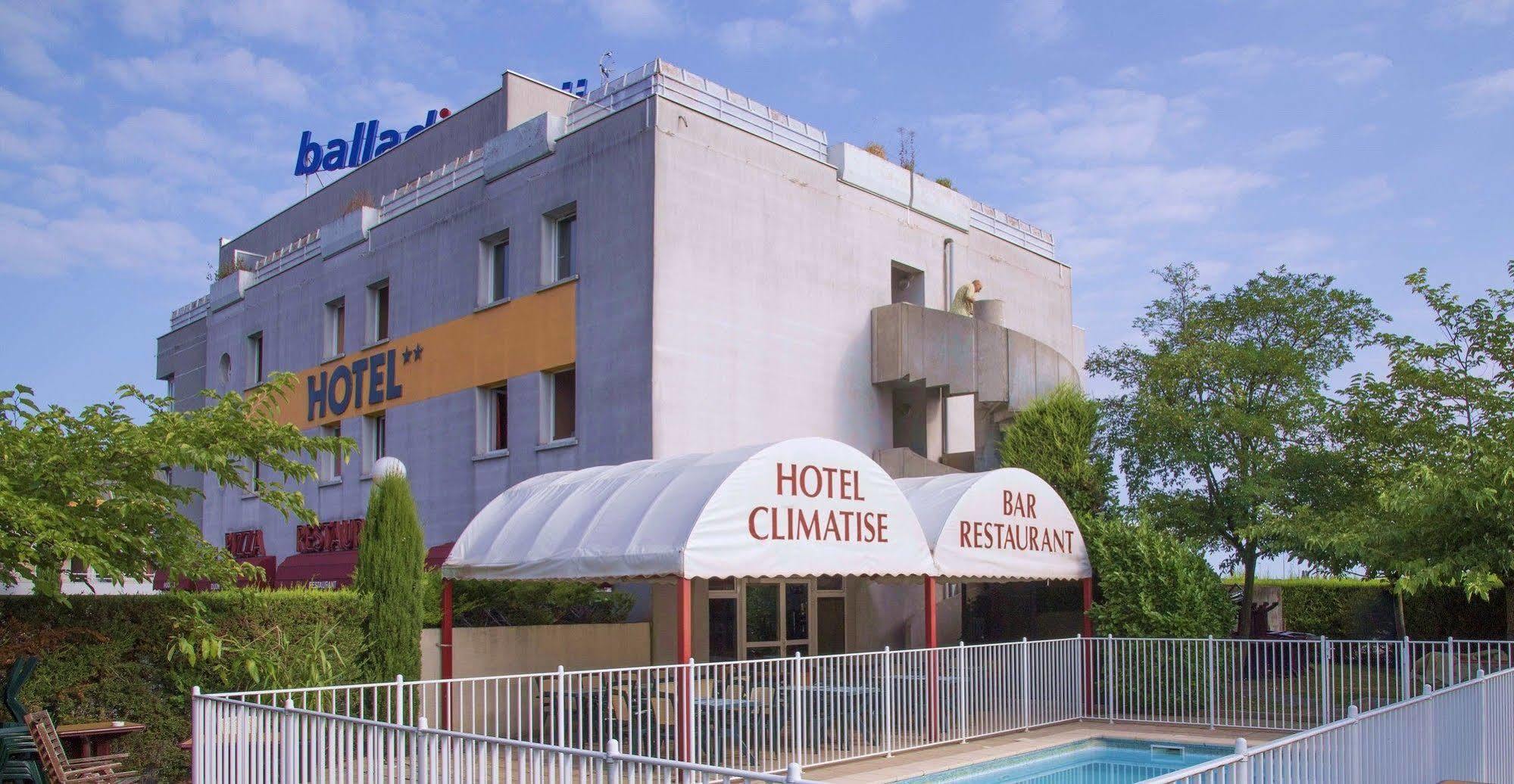 Hotel Restaurant Kyriad Direct Dijon Nord - Zenith - Toison D'Or Eksteriør bilde